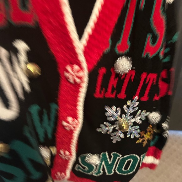 NWOT CHRISTMAS cardigan sweater. - Picture 8 of 15